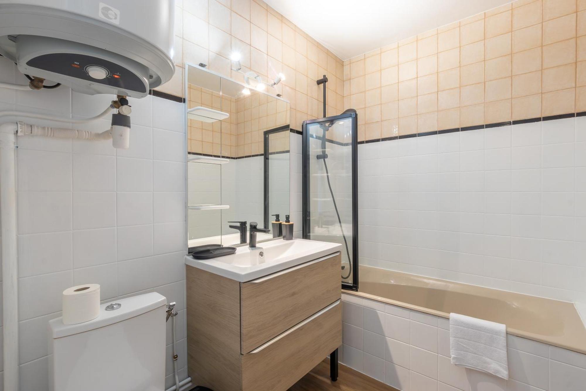 Cabana & L' Ideal - Gare, Lac Et Parking Public 5 Min Annecy Zewnętrze zdjęcie