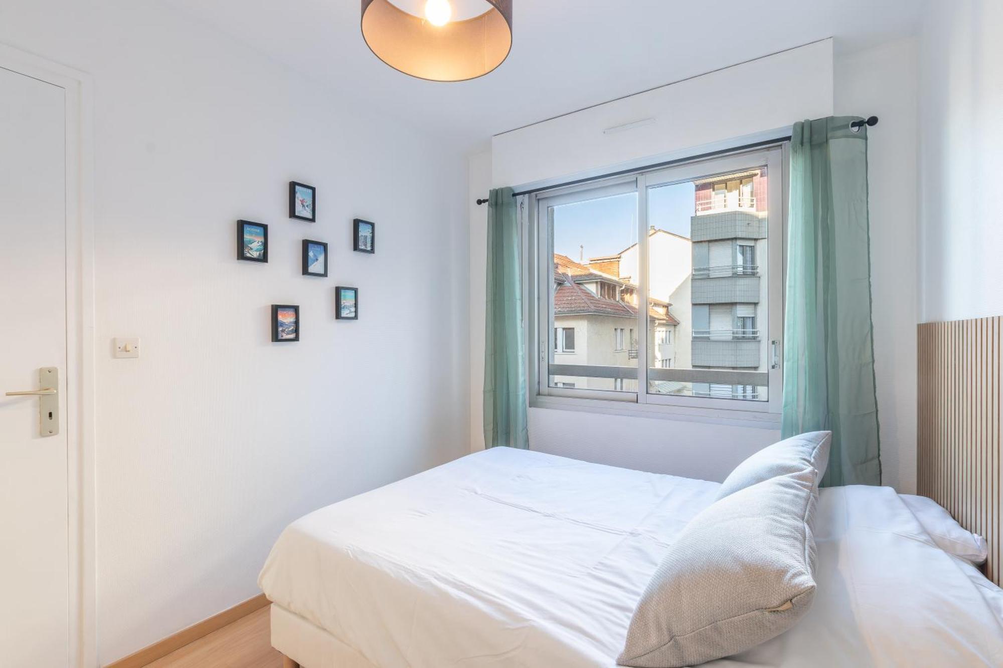 Cabana & L' Ideal - Gare, Lac Et Parking Public 5 Min Annecy Zewnętrze zdjęcie